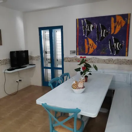 Casa Sulla Spiaggia Torre Pali